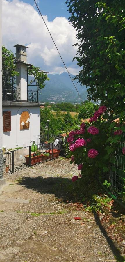 Al Castanedo Villa Domodossola Buitenkant foto